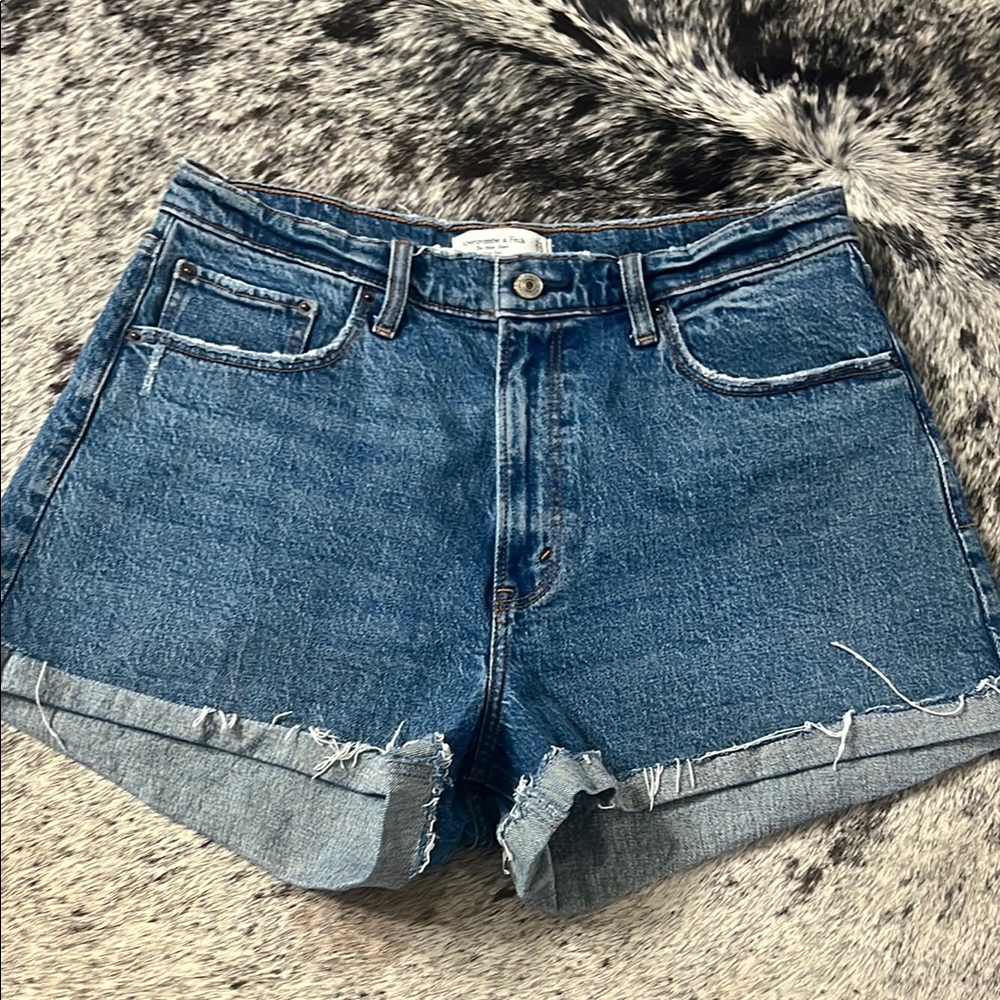 Abercrombie and fitch curve love mom short size 31/12